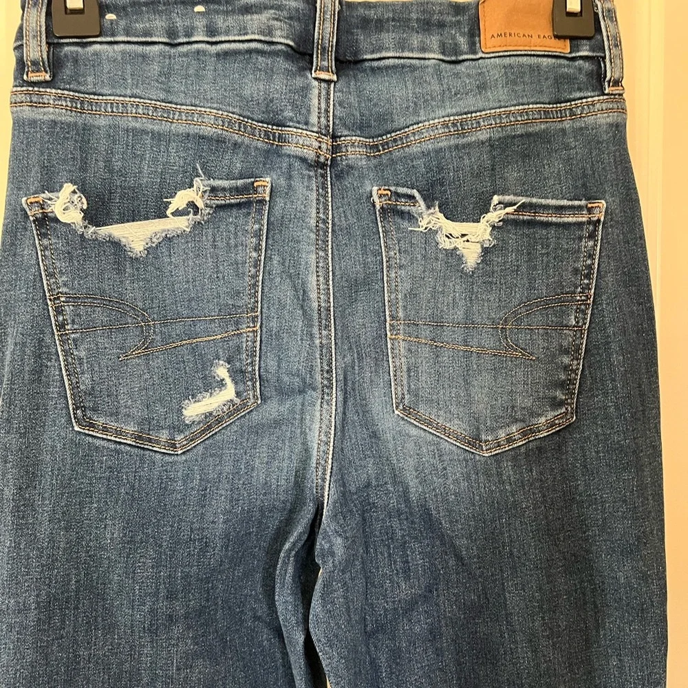 American Eagle Jeans - Next Level Stretch -Distressed - Curvy Super Hi-Rise - Picture 4 of 6